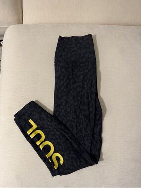 Lululemon x soul cycle leggings